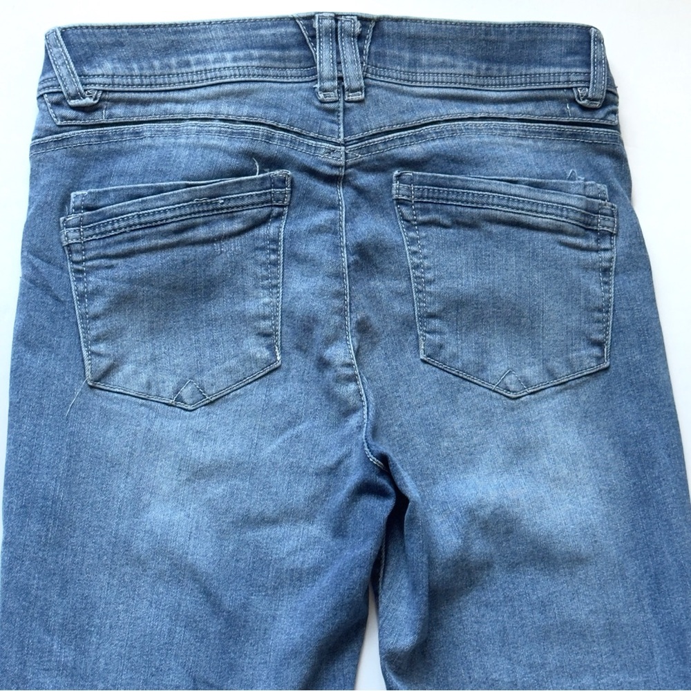Democracy Ab Technology Skinny Jeans 8 Light Wash Stretch Raw Hem Distressed Mom - Picture 4 of 13